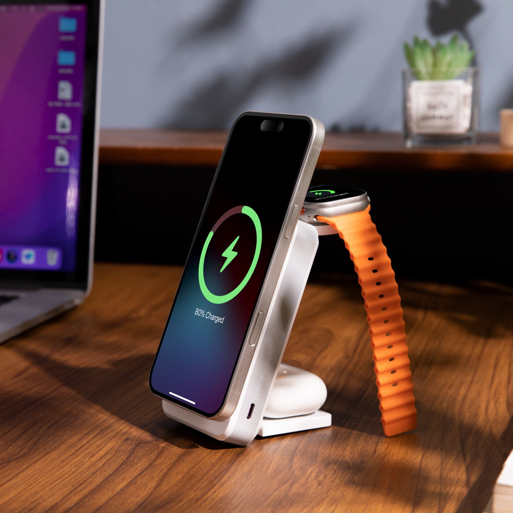 5-in-1 MagSafe Wireless Charging Stand & Power Bank